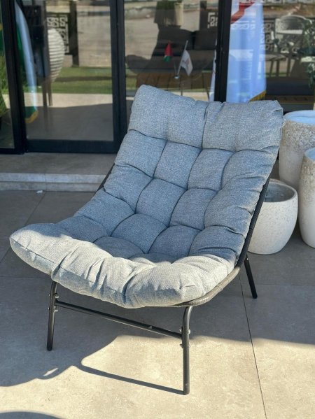 كرسي ألمنيوم