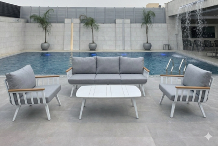 جلسة خارجية المينوم