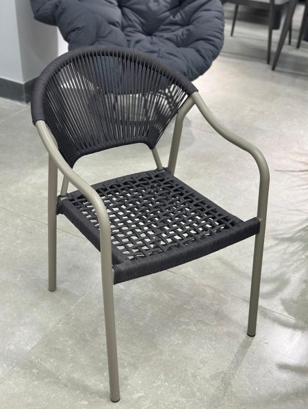 كرسي ألمنيوم