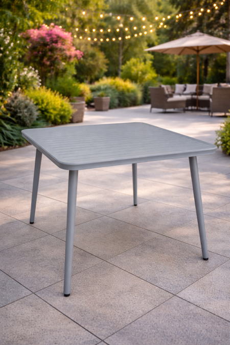 طاولة طعام (Aluminum)