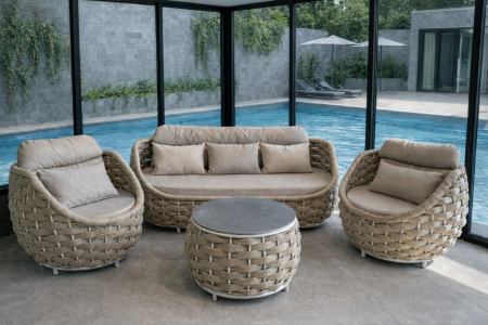 جلسة ألمنيوم خارجية (Outdoor aluminum seating)