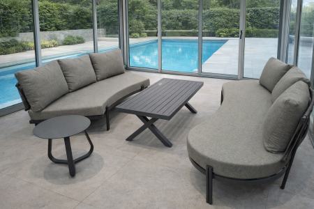 جلسة ألمنيوم خارجية (Outdoor aluminum seating)