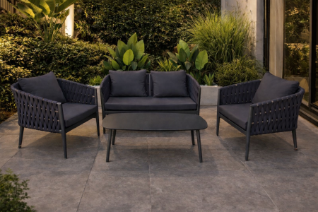 جلسة ألمنيوم خارجية (Outdoor aluminum seating)